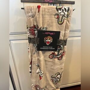 Ed Hardy Skull Plush Throw